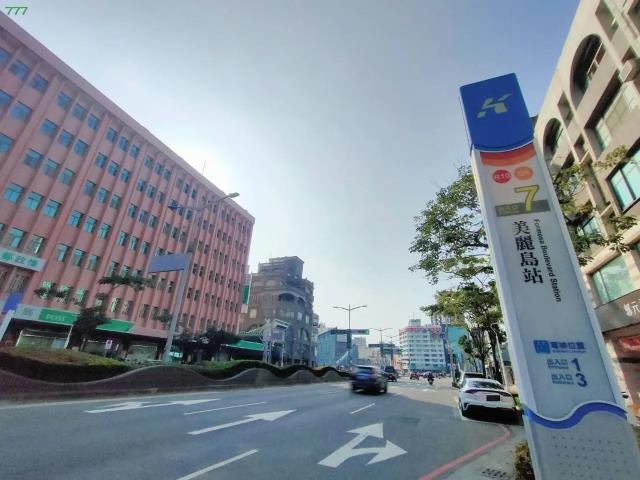 高雄新興區透天-0