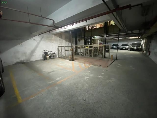 高雄華廈-11