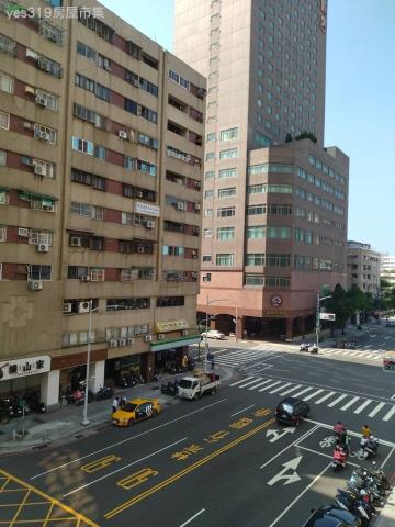 高雄新興區大樓-10