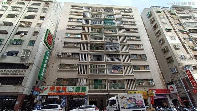 高雄新興區大樓-12